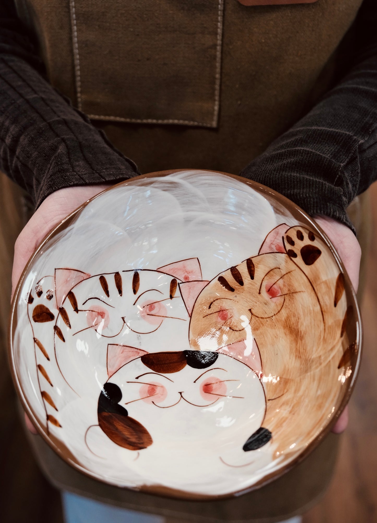 Hasami ware Handcraft Kitty Cat Deep Plate