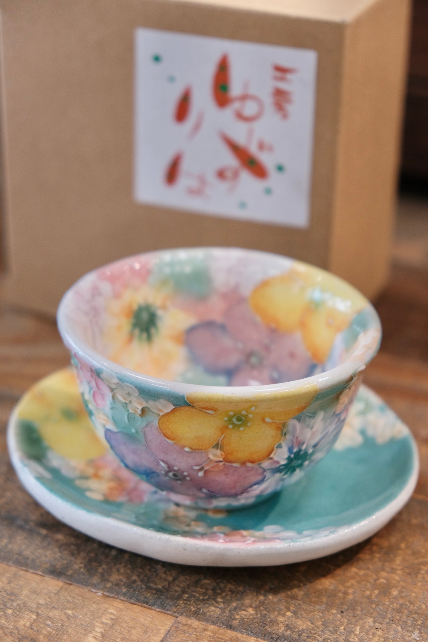 YUZURIHA FLOWER HANDMADE Tea cup and saucer set (Gift Box)