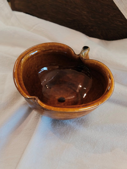 古谷浩一 Hirokazu Furutani Handmade Earthenware iron sprinkled apple bowl-Caramel Glazed