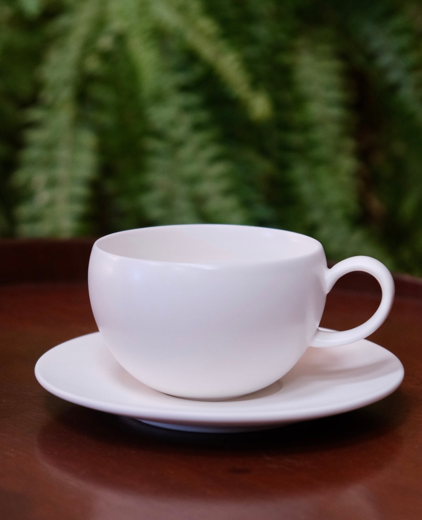 "YEZI" Studio Artisans Handcraft Egg Shape Cup and Saucer