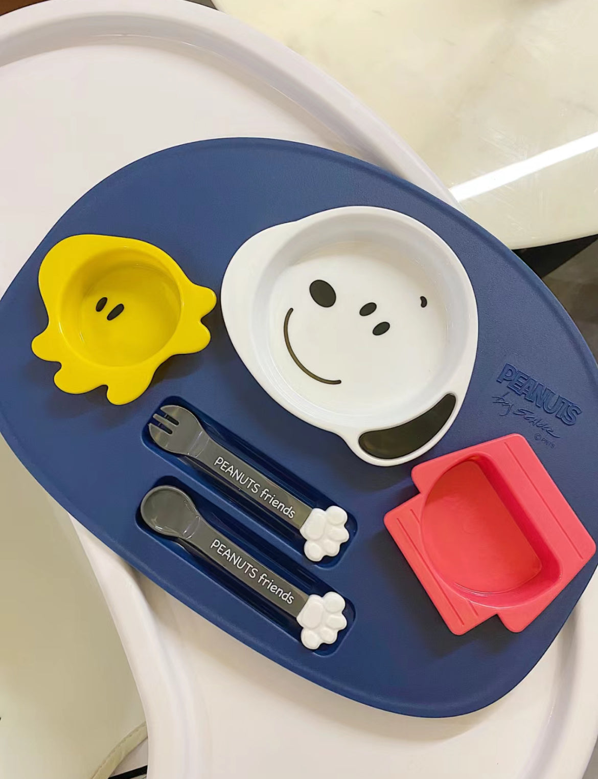 Japan made Snoopy Kids Divided plate set