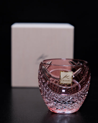 [KAGAMI CRYSTAL] | EDO KIRIKO | Fish Scales Stripe Sake Cup Pink