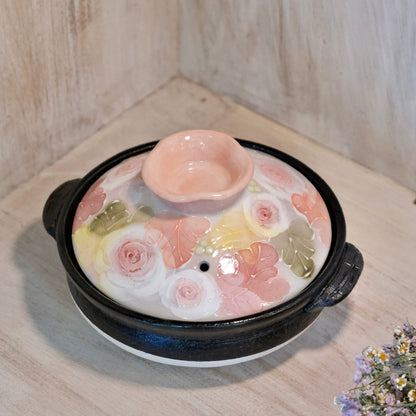 YUZURIHA FLOWER HANDMADE Flower Size 6 Donabe/0.9L Clay pot