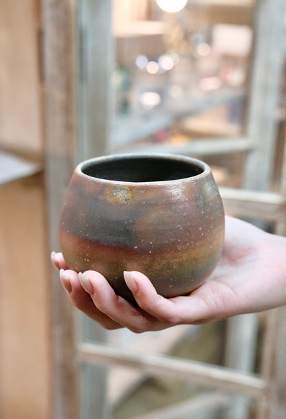 Bizen Yaki Artist-Mori Toshiaki Handmede ceramic Swing Cup