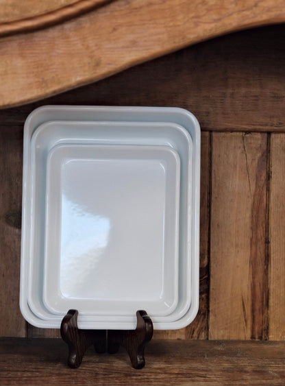 Noda Horo White Enamel Tray Series