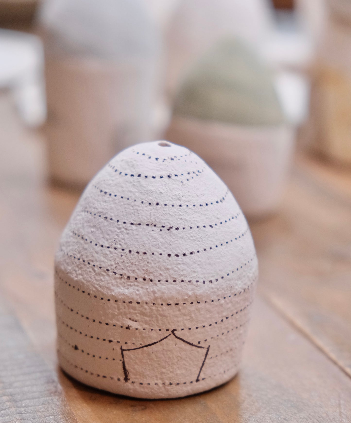 Artisans-hapun pottery 拜志睦子 Handmade Ceramic Tiny House