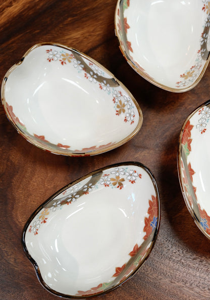 Arita Yaki Cherry blossom and Maple Flower Petal Dish Bowl (Gift Bowl)