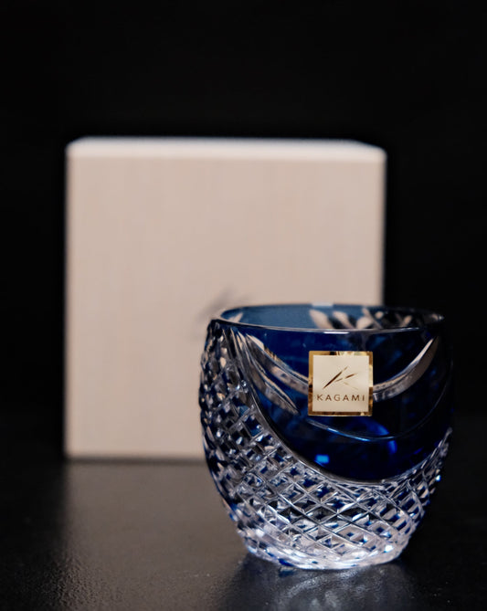 [KAGAMI CRYSTAL] | EDO KIRIKO | Fish Scales Stripe Sake Cup Blue