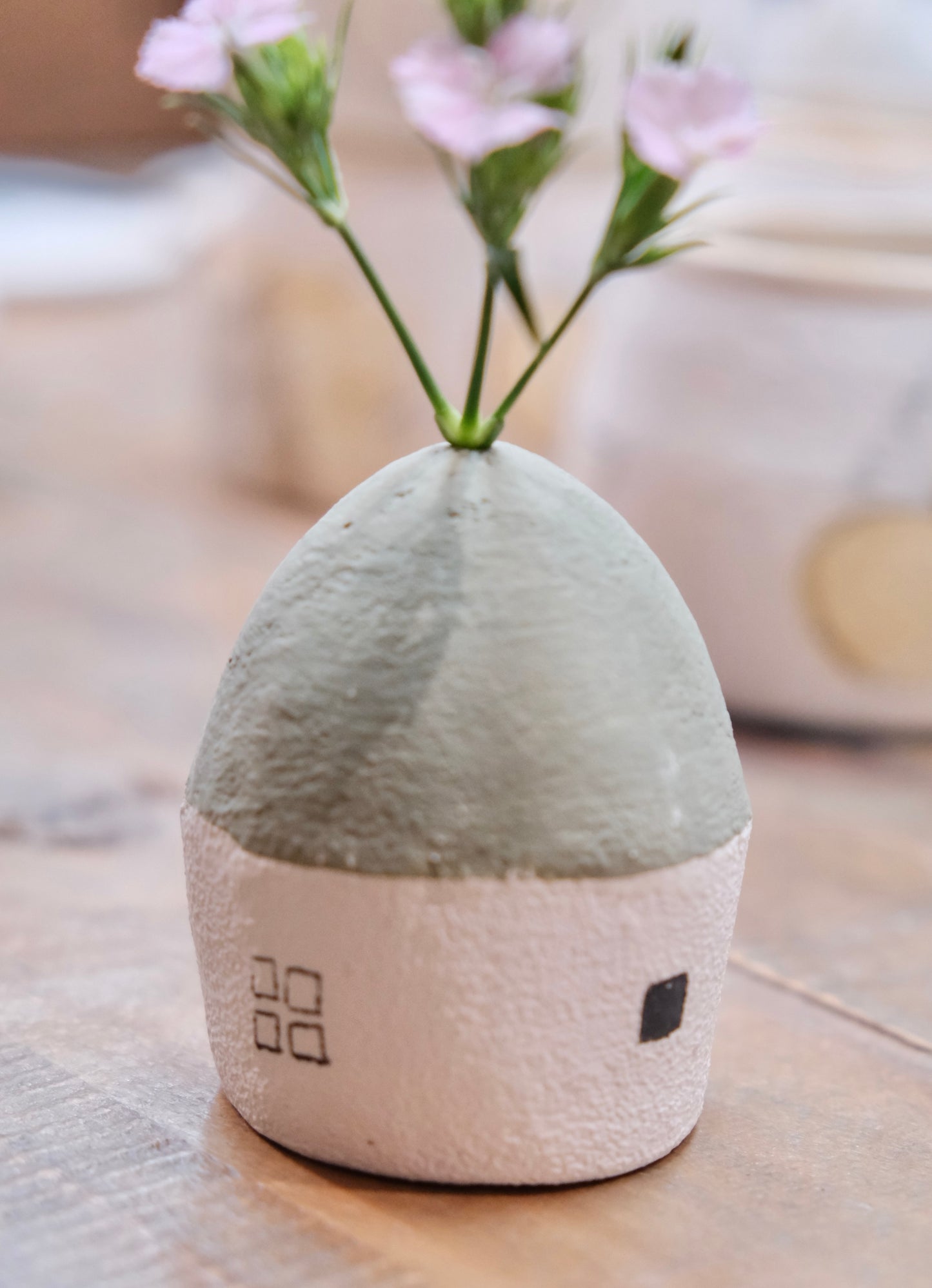 Artisans-hapun pottery 拜志睦子 Handmade Ceramic Tiny House