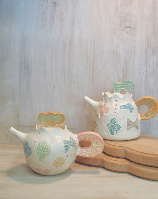 Hacorie-ハコリエ Handmade Ceramic Multiple Colors Teapot