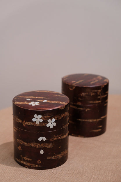 Yatsuyanagi Sakura 150g Tea Canister (Gift Box)