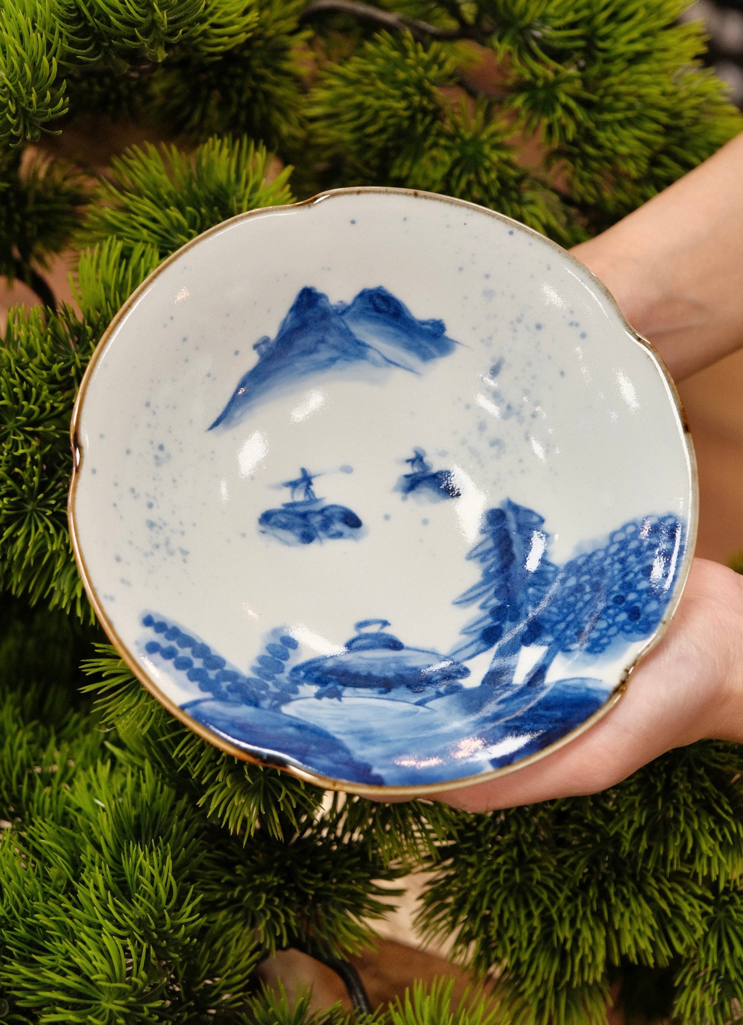 Arita Yaki Sometsuke Blue and White Handmade Dish Bowl (Gift box)