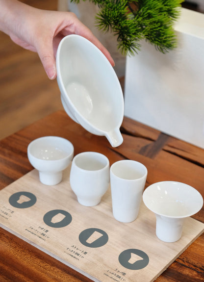 KANEKO KOHYO 1 sake vessel, 4 small cups Sake Set