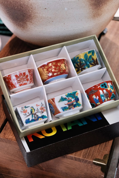 Japan Kutani Ware 九古大雅 Handmade 6pcs Sake/Tea Cups （Gift Box）
