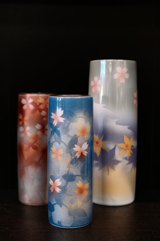 Kutani Long Flower Vase No.6 (Gift Box)