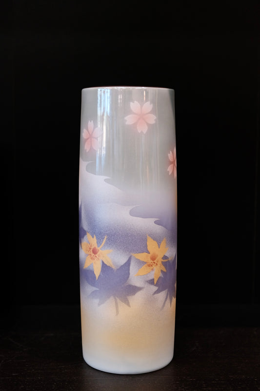 Kutani Long Flower Vase No.8 (Gift Box)