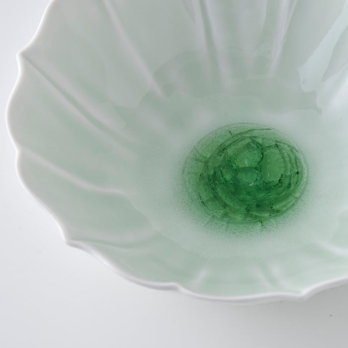 Hasami Ware 洸琳窯 Handmade Green Flower Bowl