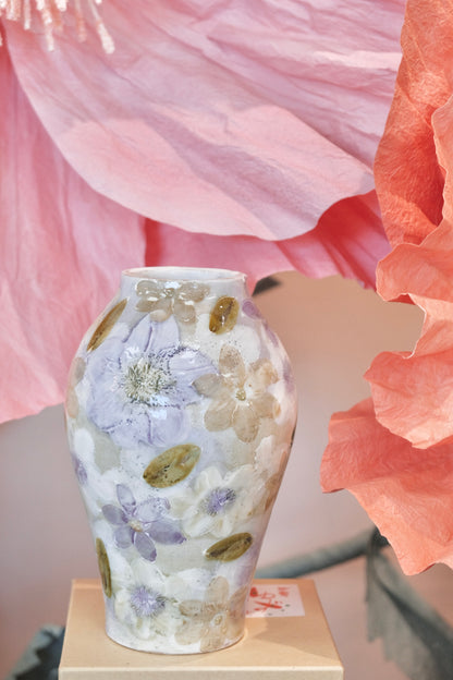 YUZURIHA FLOWER HANDMADE CERAMIC FLOWER LARGE VASE(GIFT BOX)