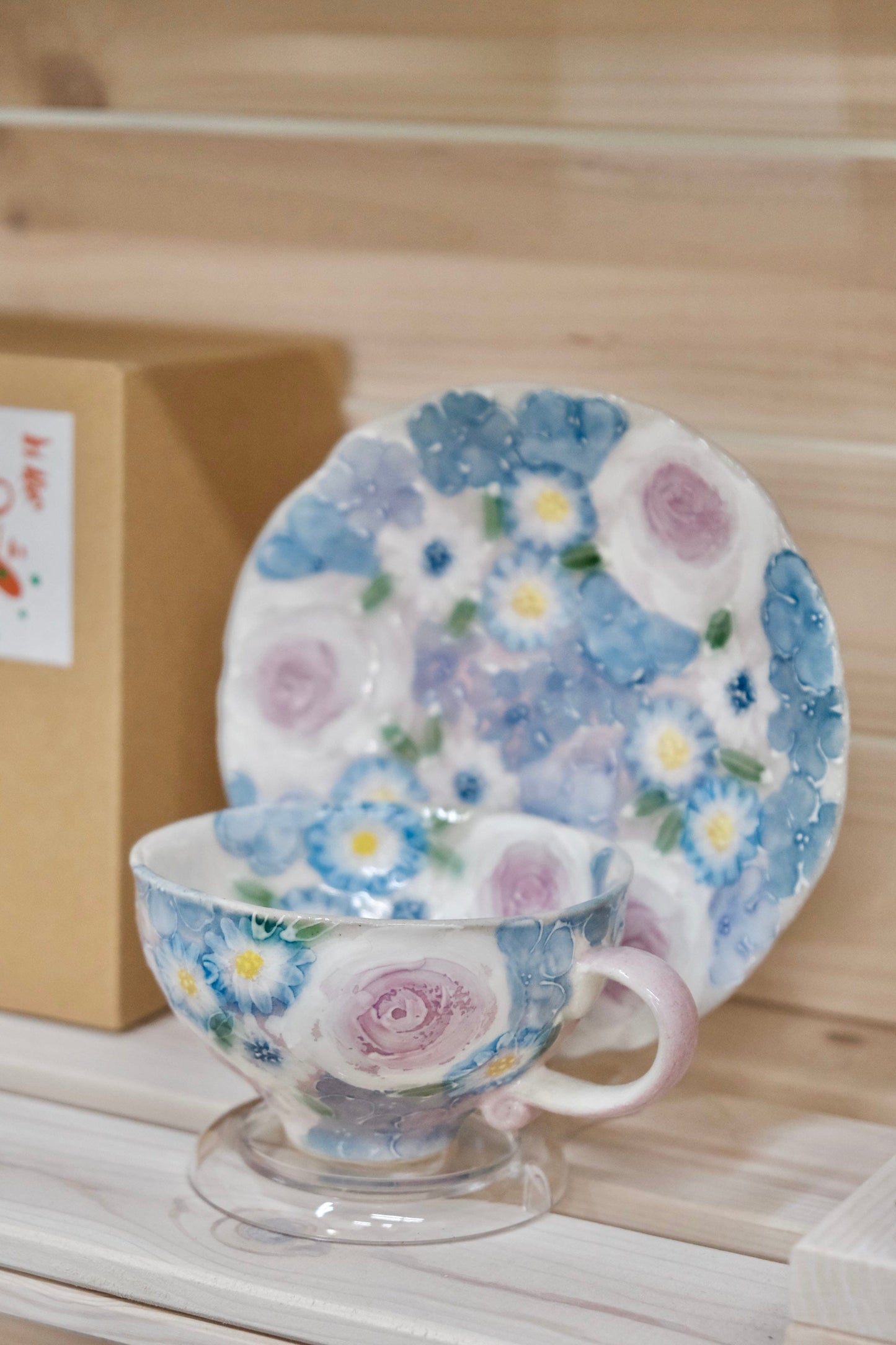 YUZURIHA FLOWER HANDMADE CERAMIC FLOWER CUP AND SAUCER (#1)